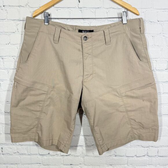 5.11 Tactical Apex Shorts 11' Men's Size 40 Khaki Tan Flex-Tac 73334 Outdoor - Picture 1 of 14